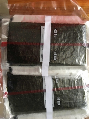 Triângulo Temaki Sushi Rolo de arroz embalado Alga marinha assada Onigiri Nori de Jiangsu