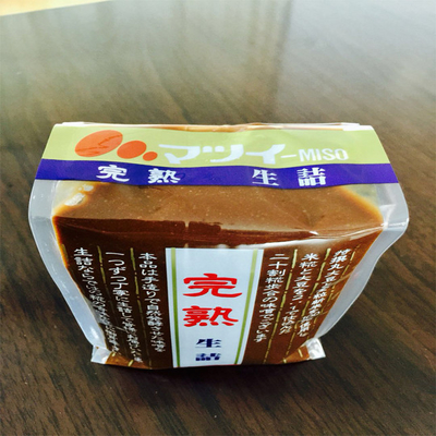 Pasta de Miso escuro à base de soja para processamento OEM personalizado de cavala cozida