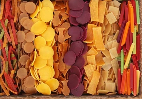 Grãos de batata picados em pellets vermelhos secos CRISPY PAOSI Material embrionário misto